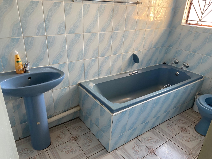 3 Bedroom Property for Sale in Rustenburg North North West